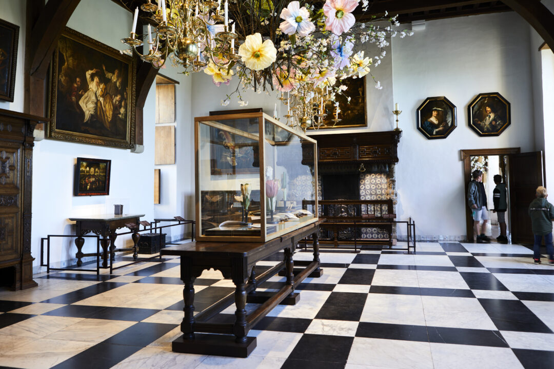 Ridderzaal bloemen versiering lente thema
